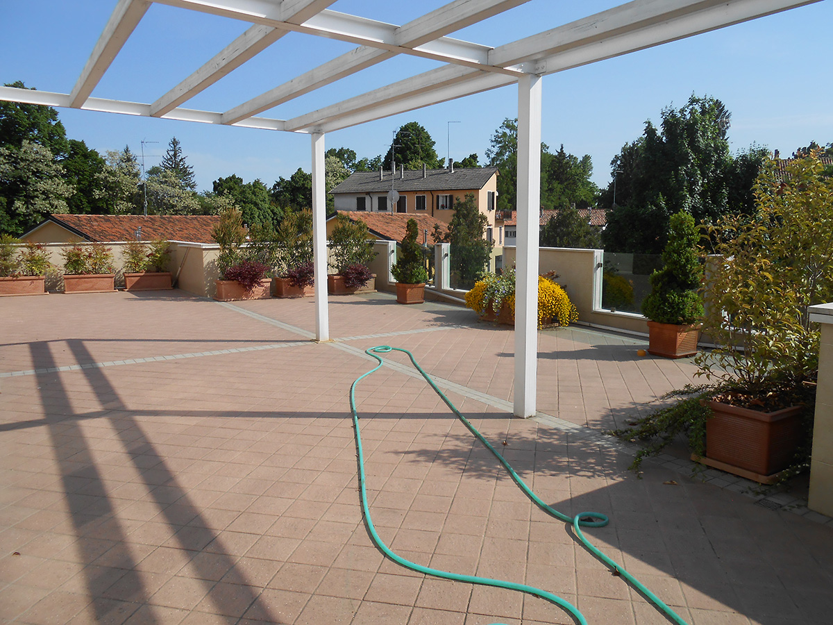 Terrazza moderna - Stato iniziale - rogetto GreenVeronica